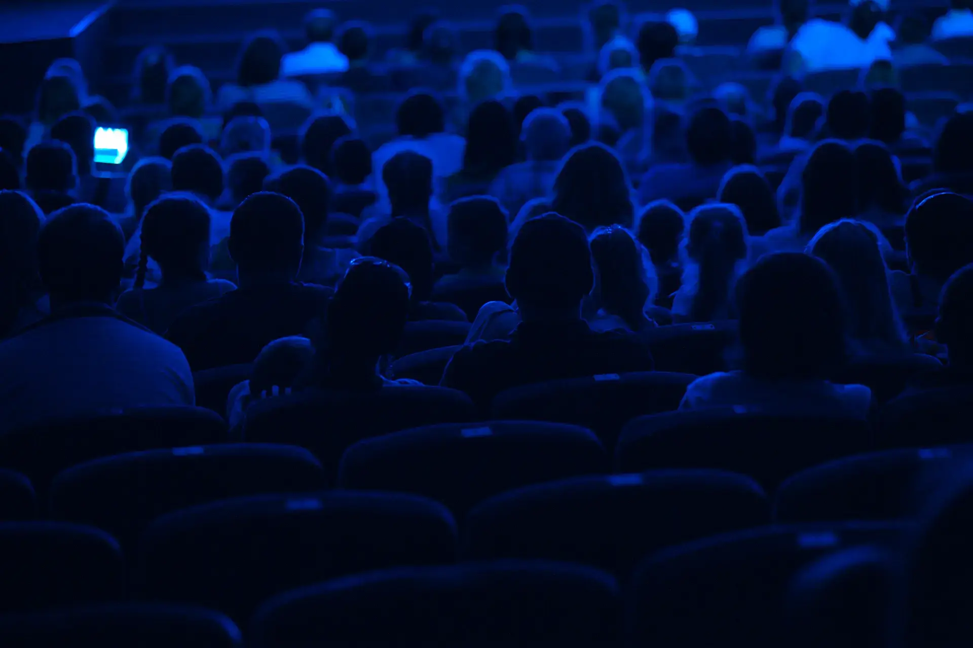 Strona to początek – Zbuduj pozycję eksperta w branży